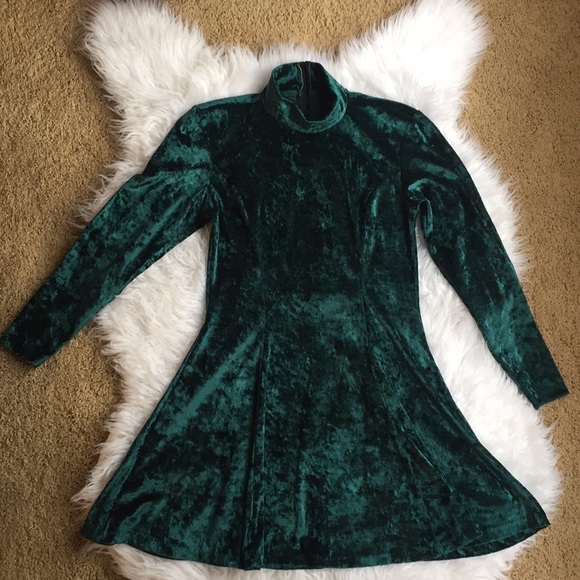 Vintage Dresses & Skirts - 90s Vintage Green Velvet Skater Dress